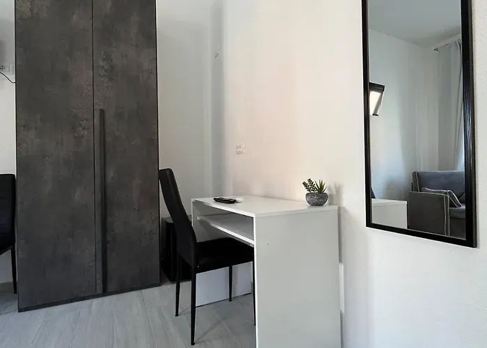 Central 3* Posada (Sardinia)